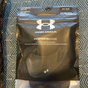 Under Armour sealed sports mask